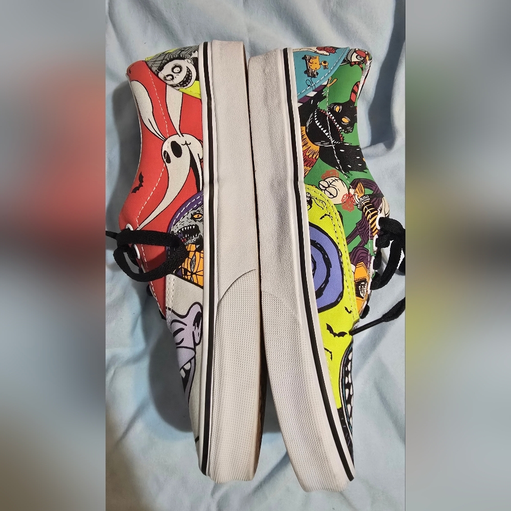 Vans Nightmare Before Christmas Sneakers - Picture 5 of 8